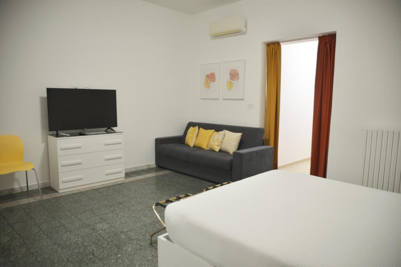 La Casa Di Eva Bed & Breakfast Бриндизи Екстериор снимка
